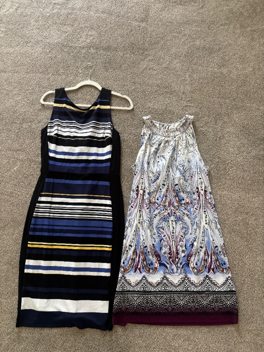 2 White House Black Market Sleeveless Dresses sz 8/M Like new
